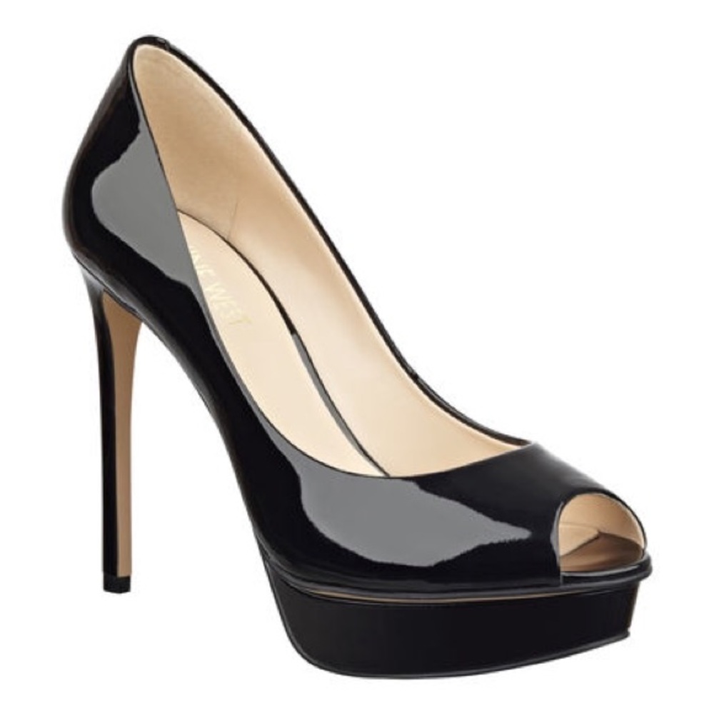 EUC Nine West Peep Toe Pumps